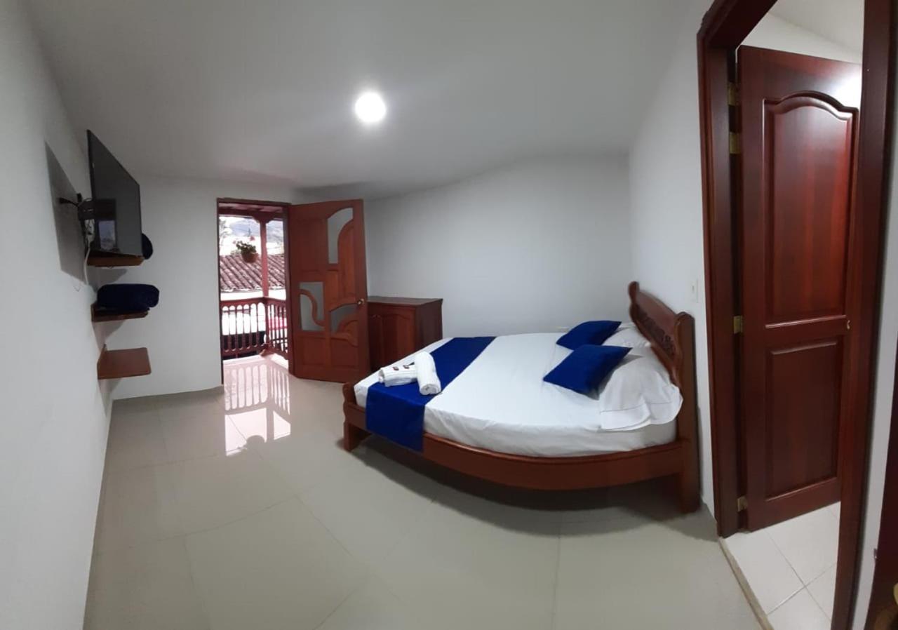 Hotel Jardin De Rosas Экстерьер фото