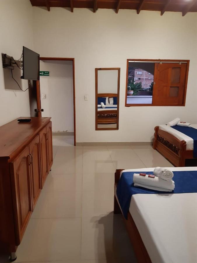 Hotel Jardin De Rosas Экстерьер фото